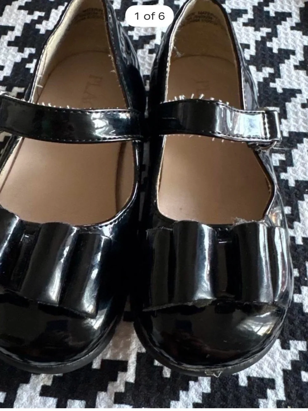 Place Black Patent Mary Jane Shoes with Front Bow